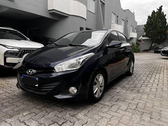 HYUNDAI HB20 1.6 PREMIUM 16V FLEX 4P AUTOMÁTICO HYUNDAI HB20 1.6 PREMIUM 16V FLEX 4P AUTOMÁTICO